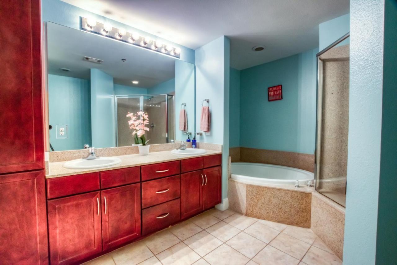 Holiday home Laketown Wharf 728 By Aneliya