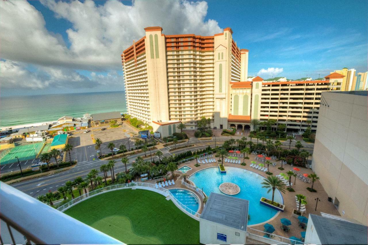 Laketown Wharf 728 By Aneliya